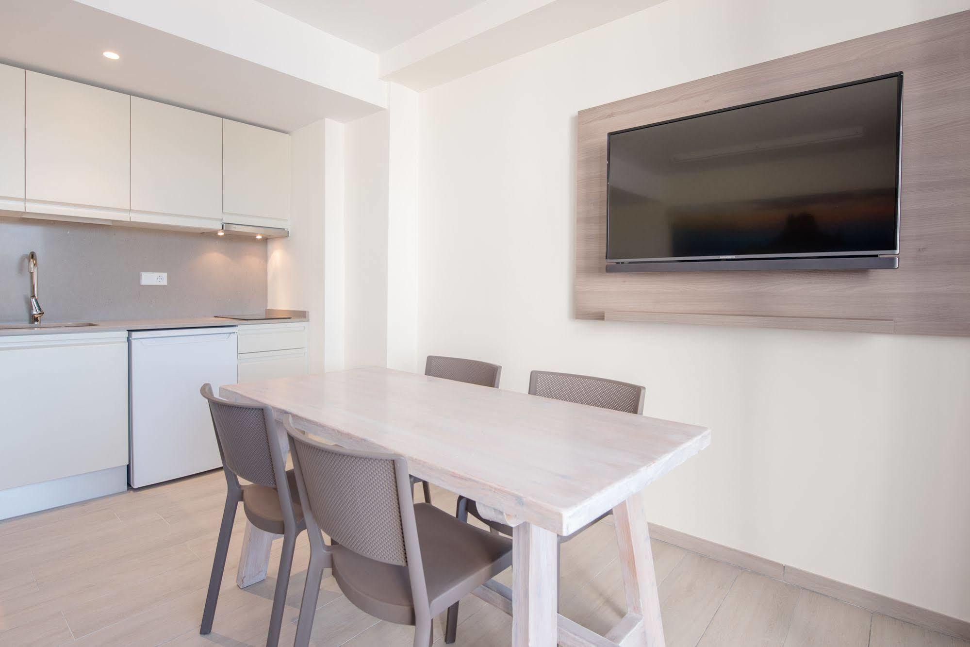 Apartamentos Los Angeles ซานอันโตนิโอ ภายนอก รูปภาพ
